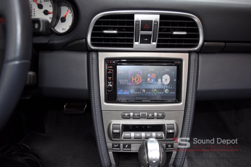 08 Porche 911 CarPlay