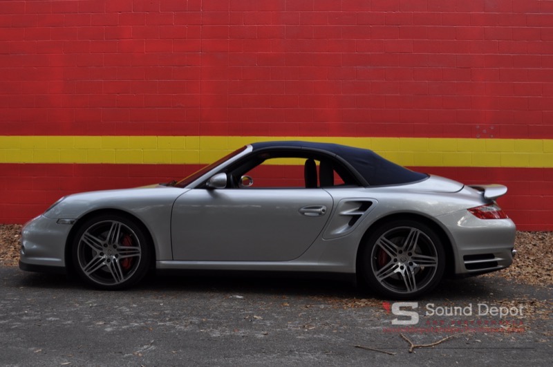 08 Porche 911 CarPlay