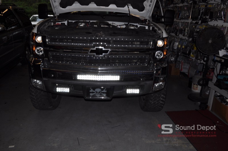 Gainesville Chevy 2500 Light bars