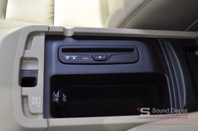 Jeep Grand Cherokee CD Player Addition For Gainesville Client
