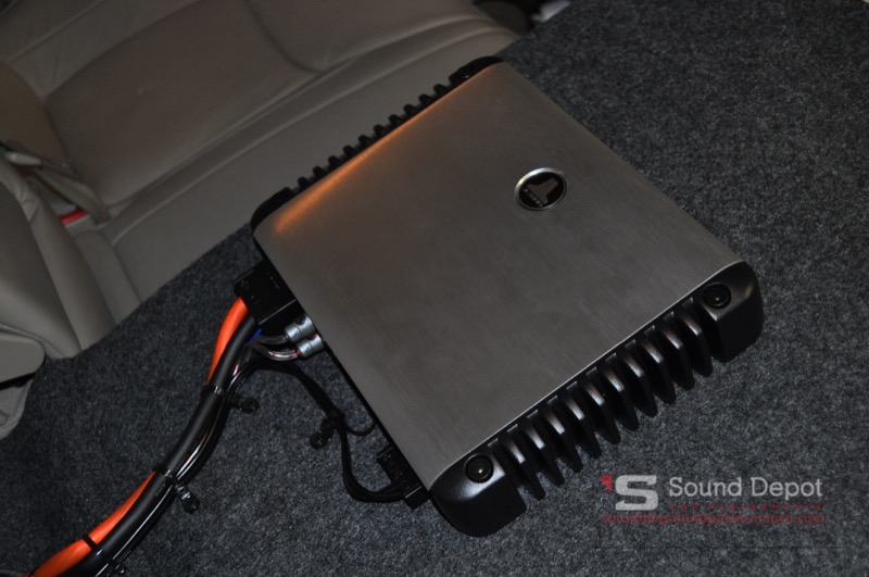 Chrysler 300C JL System