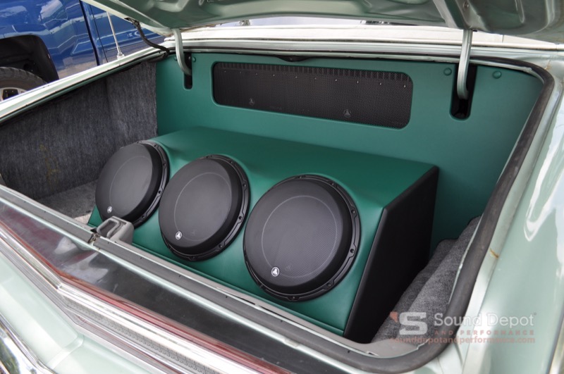 Lincoln Town Car Audio