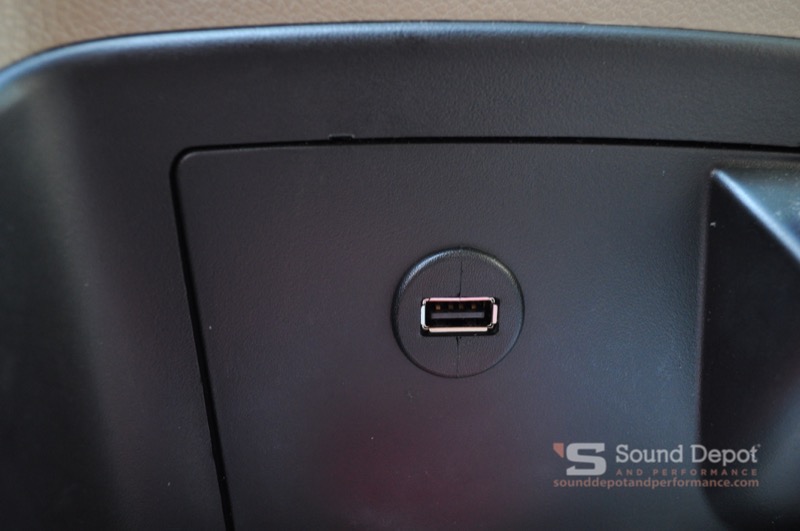 Gainesville Client Gets Ford Expedition Radio and Backup Camera