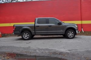 Ford F-150 CarPlay