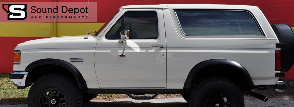 Ford Bronco Stereo